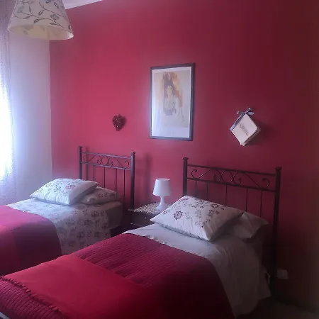 Lägenhet Montebello Parma